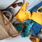 Hvad skal jeg have med på stranden? Sådan pakker du den perfekte strandtaske